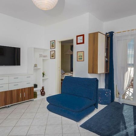 Apartmani Adria Lila Crikvenica Драмал Екстериор снимка