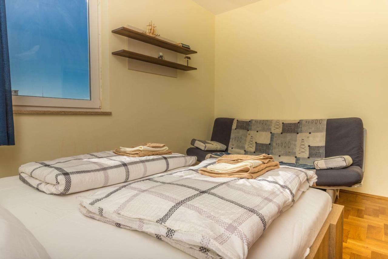 Apartmani Adria Lila Crikvenica Драмал Екстериор снимка