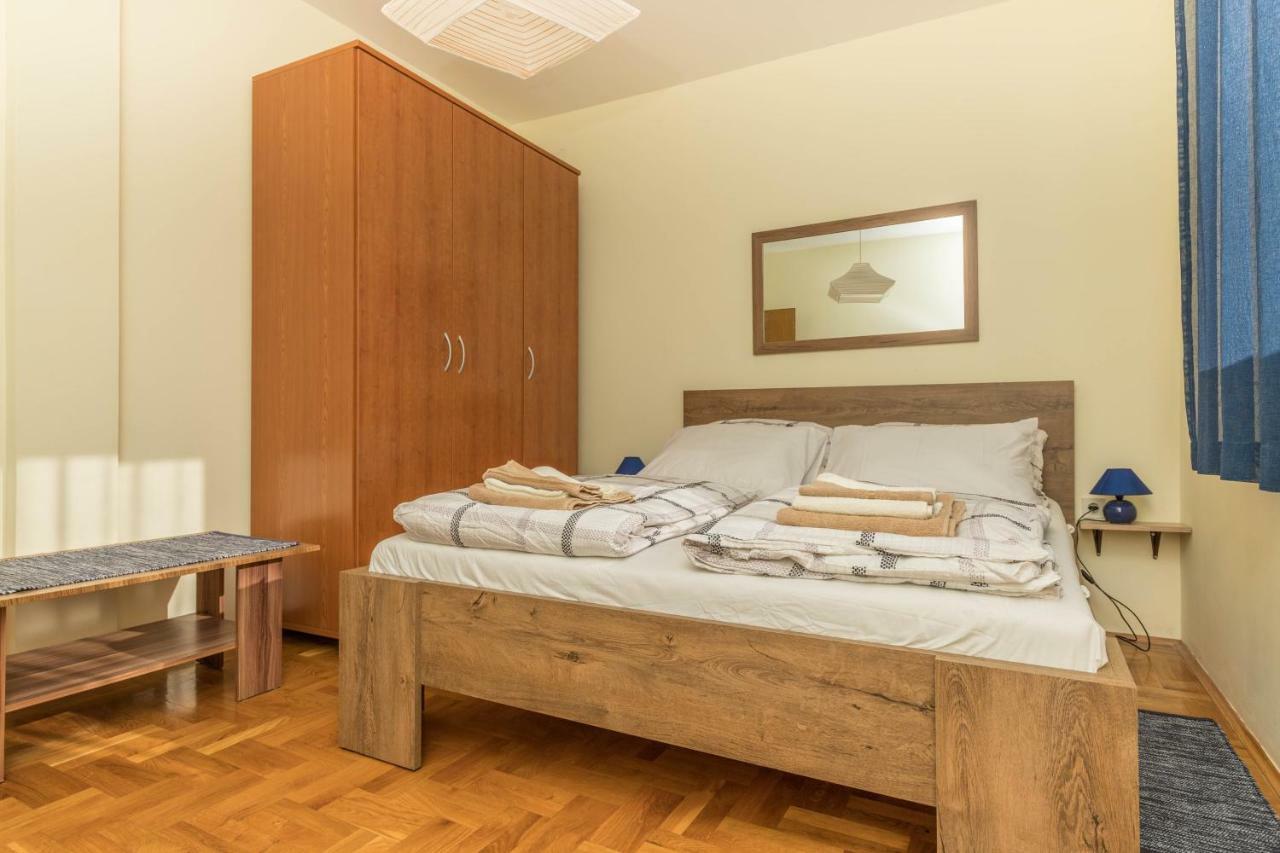 Apartmani Adria Lila Crikvenica Драмал Екстериор снимка